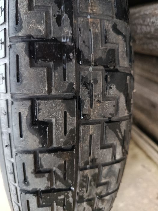 Резервна гума тип патерица за Форд 16 цола