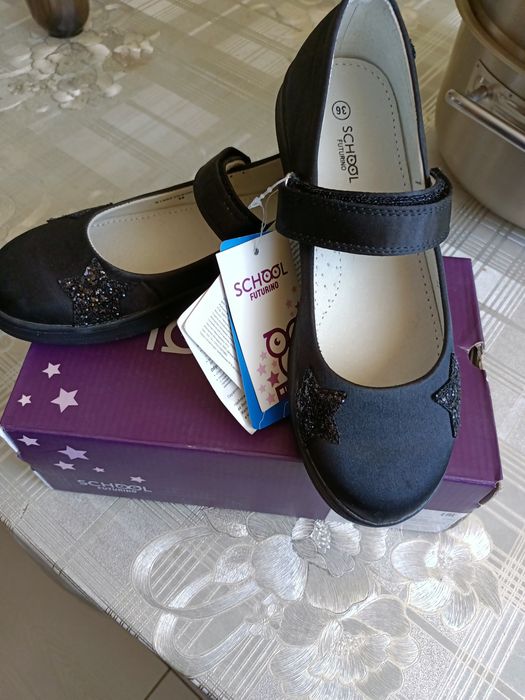 Школьные туфли для девочек