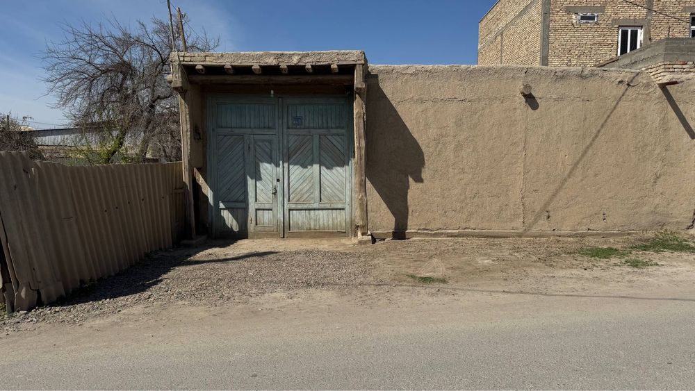 Уй-жой участка сотилади