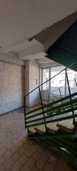 1 ком. квартира (1/3/9). Сергели 4. Бывшее общежитие. Метро - 500 м