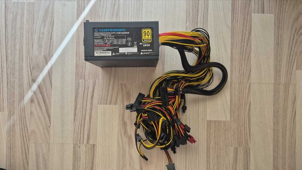 Захранване за компютър 2000W