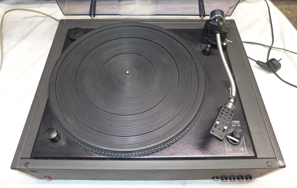 Качествен грамофон Unitra G 602 /1981г. от   комплекта Студио 2