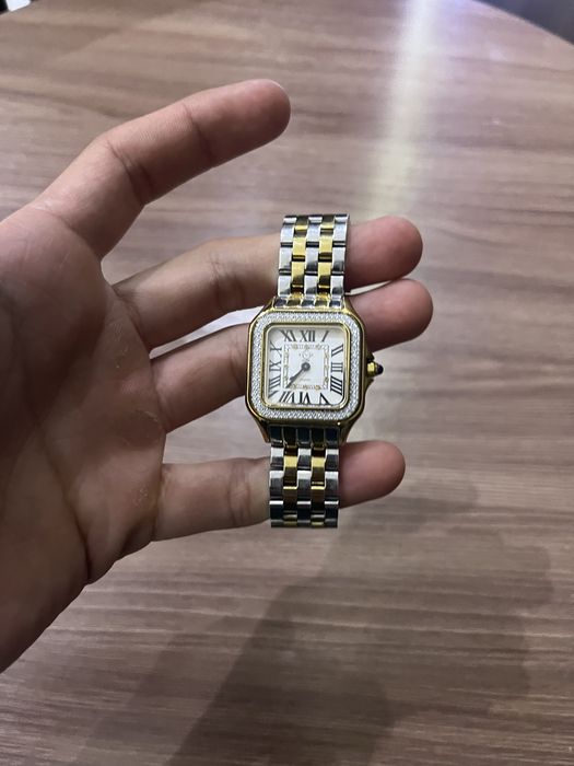 Продам наручные часы женс