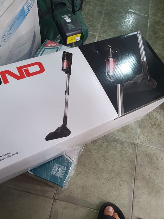 Вертикална прахосмукачка LUND, 800 W, 1 L