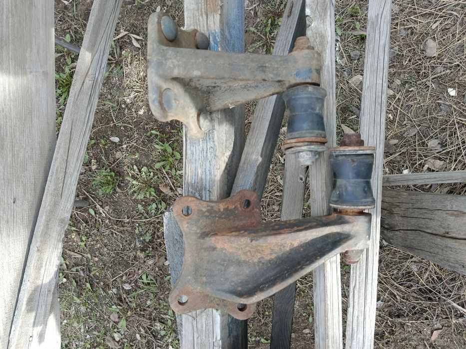 Крепление рессор