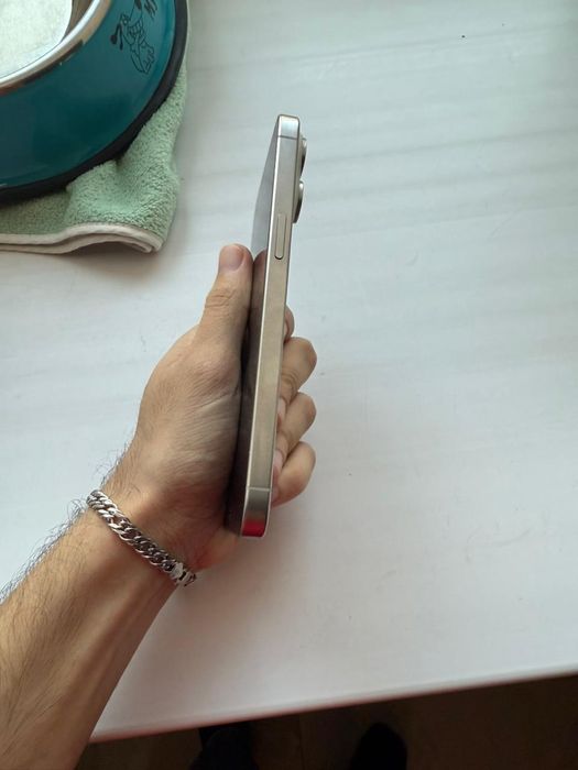 Продам айфон 15 про макс