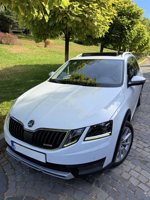 Skoda Octavia III SCOUT 2019 Full 4x4 cu Diferential blocabil electronic (EDL/EDS) Virtual Cockpit Panoramic Stare EXCELENTĂ