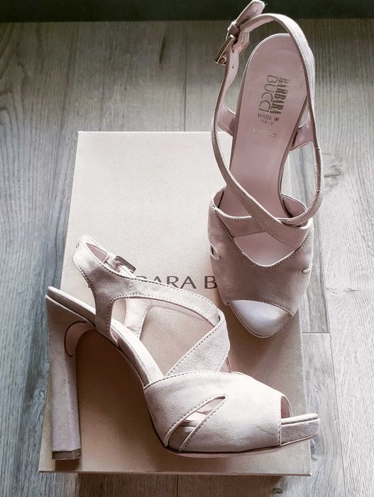 Sandale elegante din piele (mărimea 38)