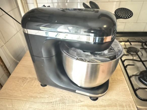 Robot de bucatarie nou