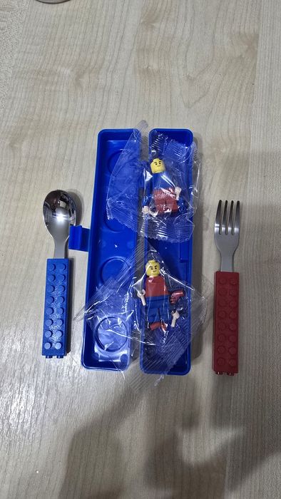 Set tacamuri Lego
