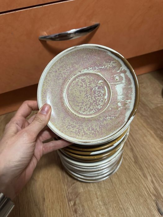 чайные пары, тарелки, супницы