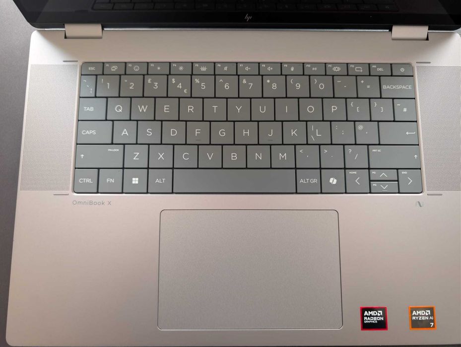 Laptop HP OmniBook X Flip 16 inch / AMD Ryzen 7