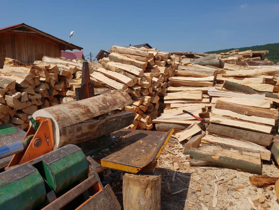 Lemne-lemn de foc esenta tare gata taiat si crapat