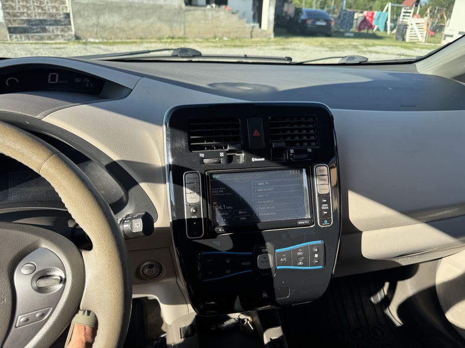 Nissal Leaf 2012 full electric