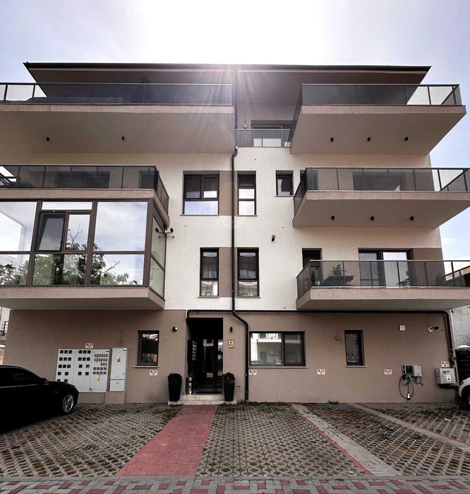 Apartament cu Gradina de inchiriat Brazda  loc parc electric bloc nou