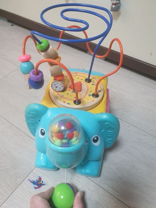 Elefantul Bino, jucarie motricitate