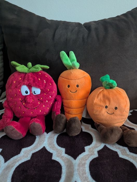 Jucării de pluș - fructe și legume