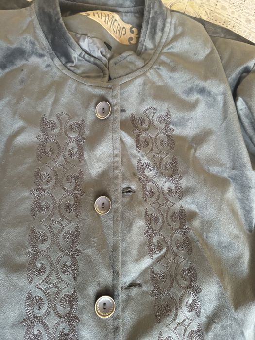 Продаю мужской шапан