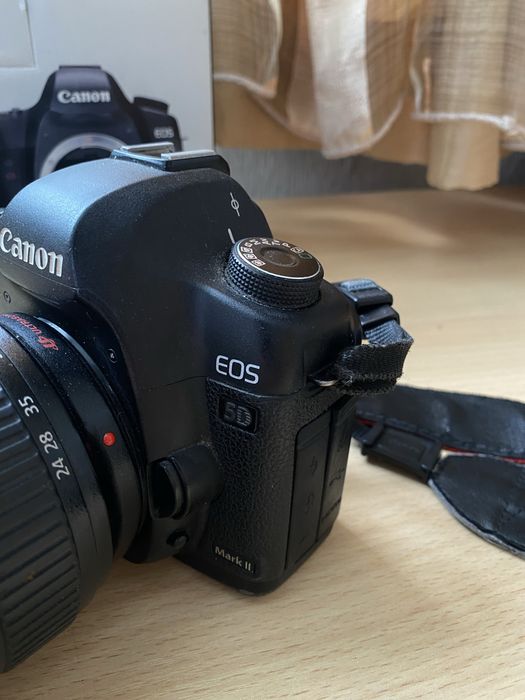 Фотоаппарат Canon 5D Mark 2 Тушка