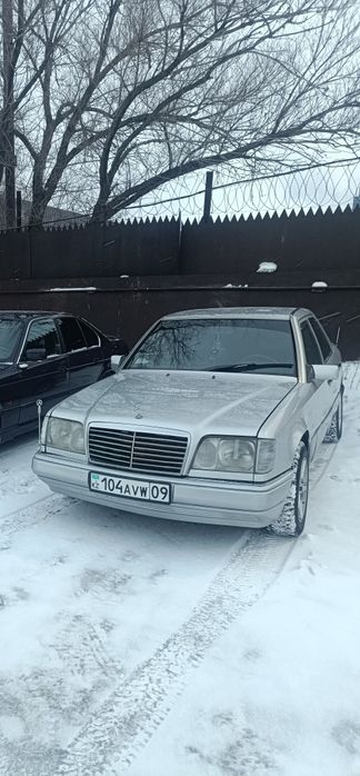 Продам Мерседес Е220