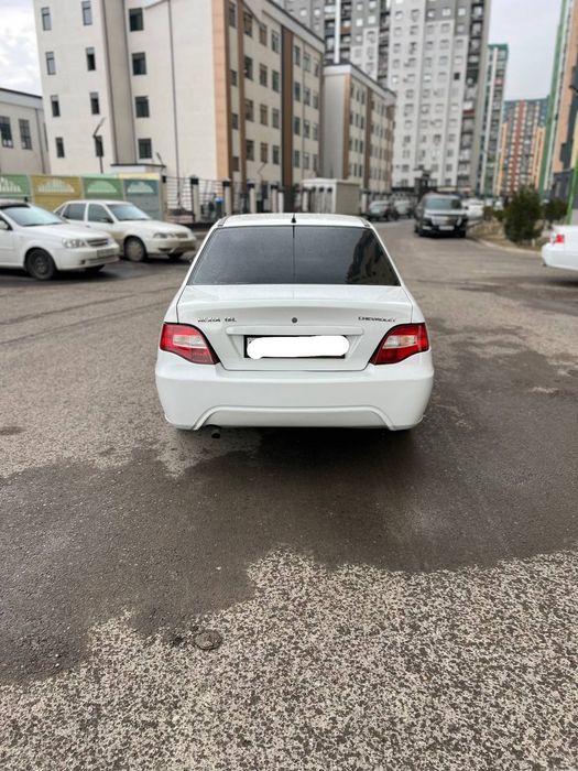 Nexia 2, 1,6 lux kond. 2014 arenda