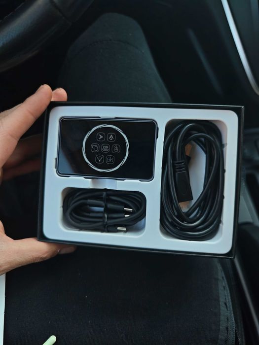 Multimedia car smart box