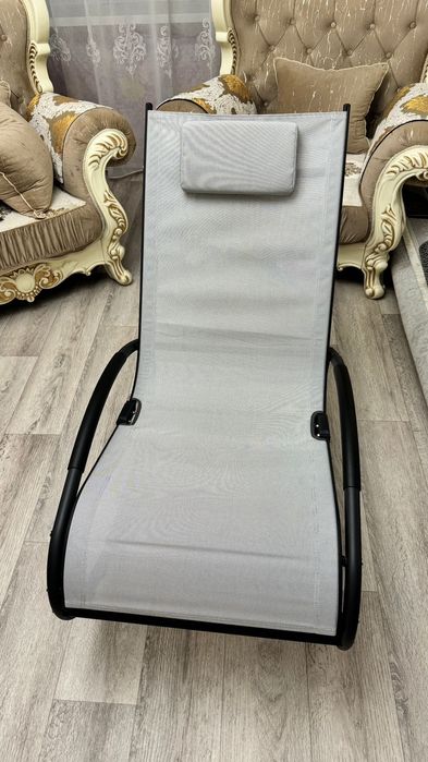 Продам кресло-качалку