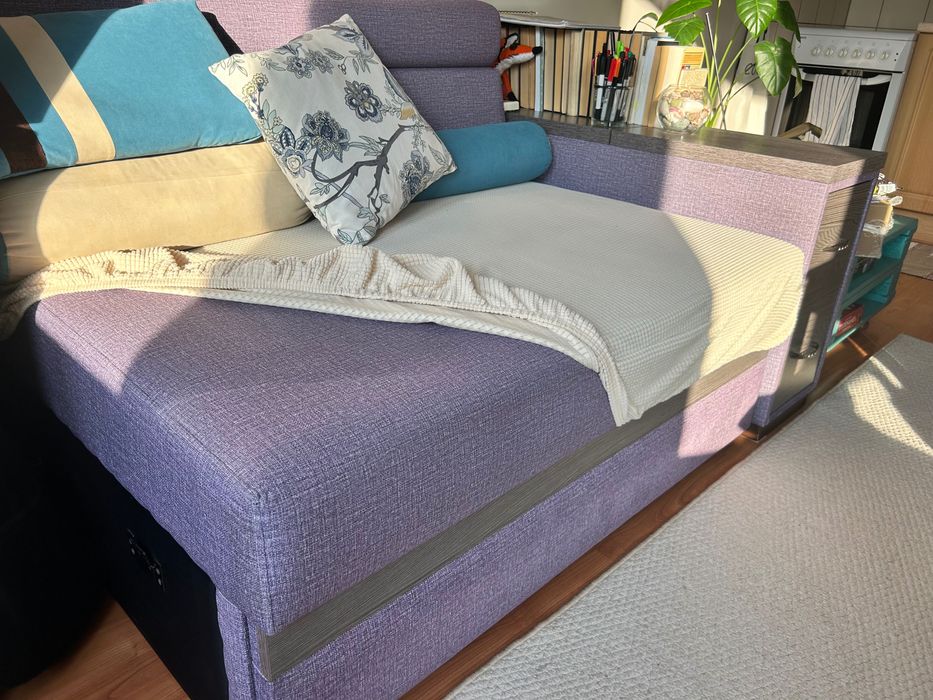 Срочно! диван с выдвижными ящиками