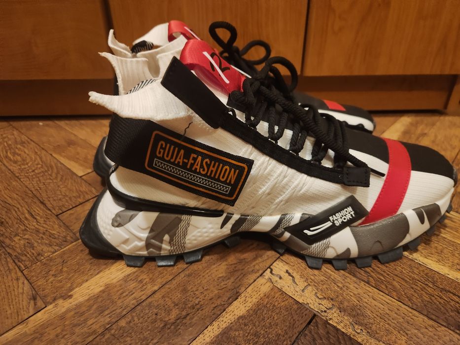 Нови маратонки GUJA, N:45 Цена 70 лв.