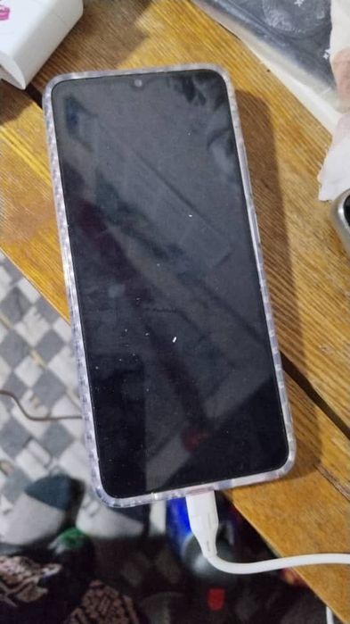 Redmi note 12s usta koʻrmagan xotira 64gb holati yaxshi