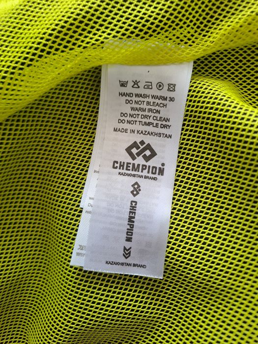 Продам костюм оригинал 50тыс