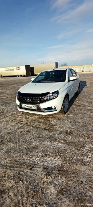 Лада Веста 2018года