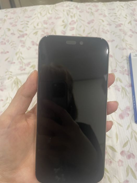 Iphone 16 pro max почти новый