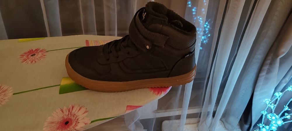 Детски обувки  топли и водоустойчиви,номер37