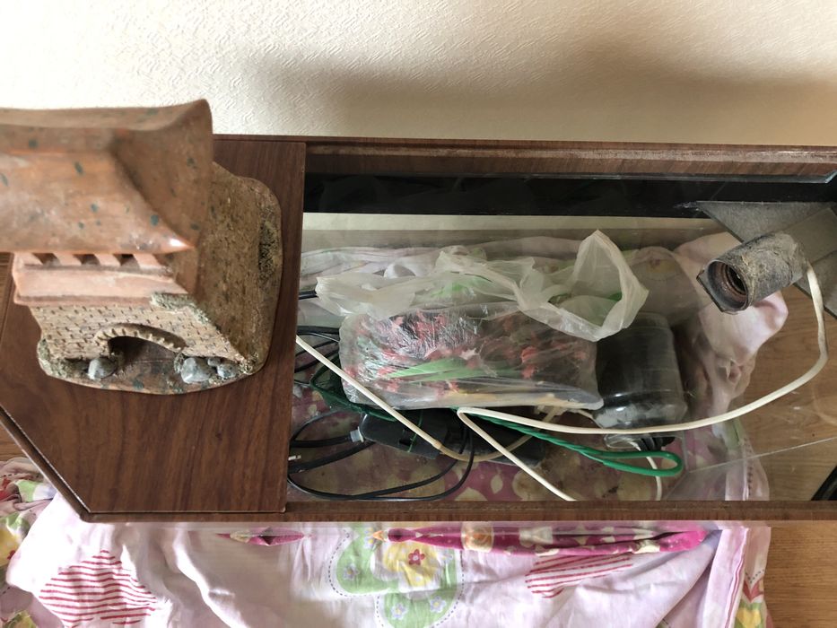 Продам Аквариум в комплекте