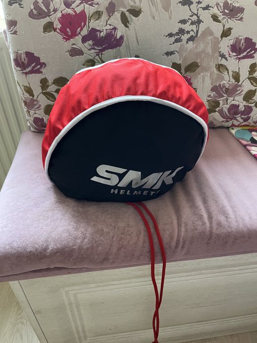 Мото яке, каска, наколенки, ръкавици