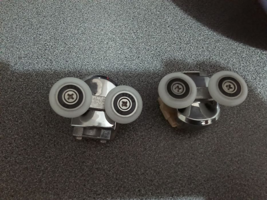 Все запчасти для душевой кабины новые