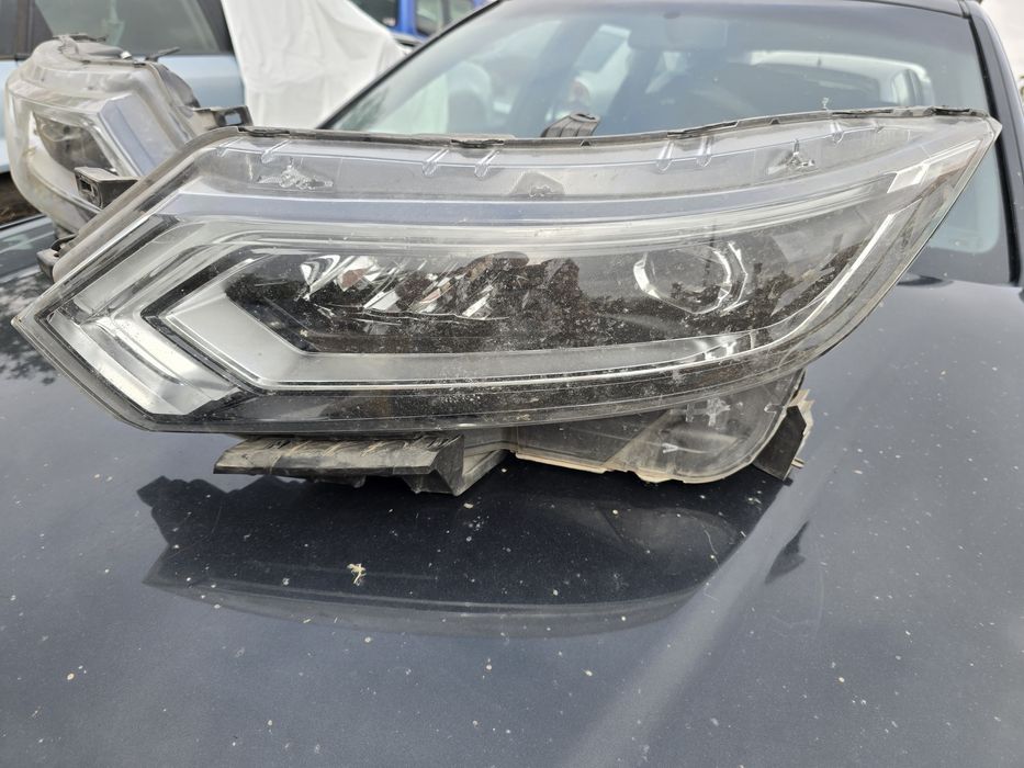 Продавам фарове нисан кашкай фулл лед