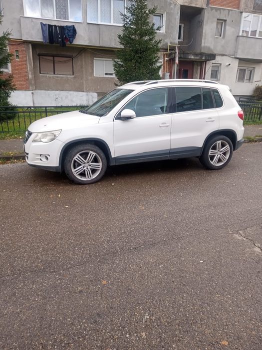 Vând Volskwagen Tiguan