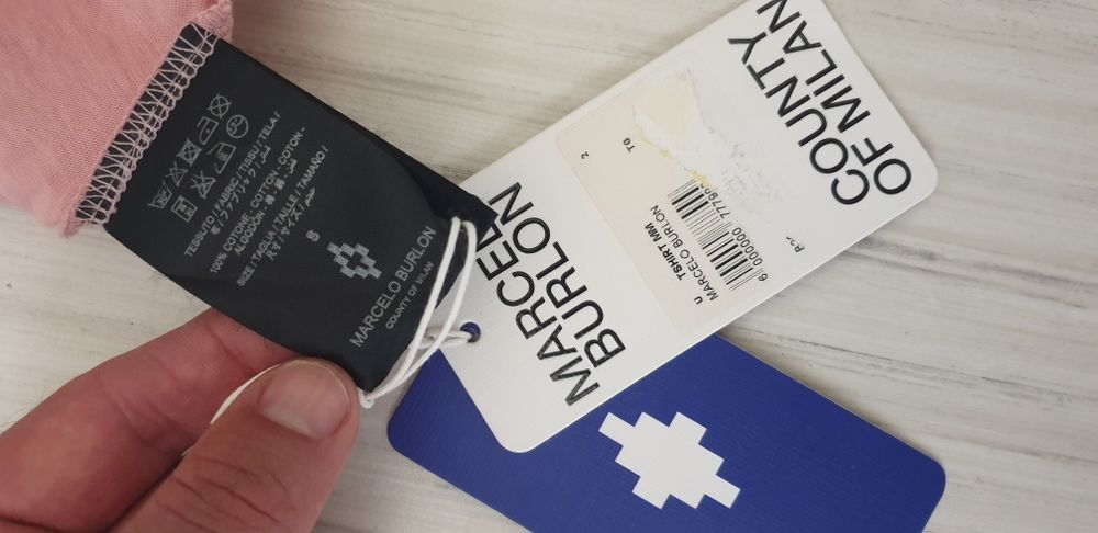 Marcelo Burlon Oversize  Womens Size S НОВО! ОРИГИНАЛ! Дамска Тениска!