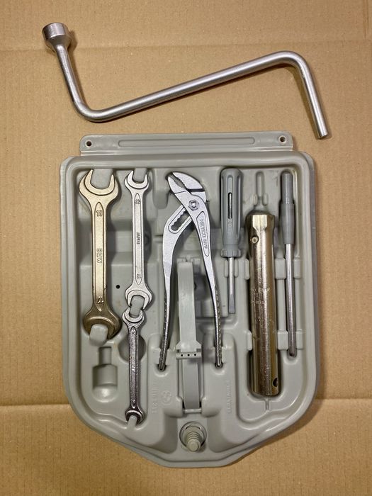 Trusa cu scule pentru bmw e30 ursulet