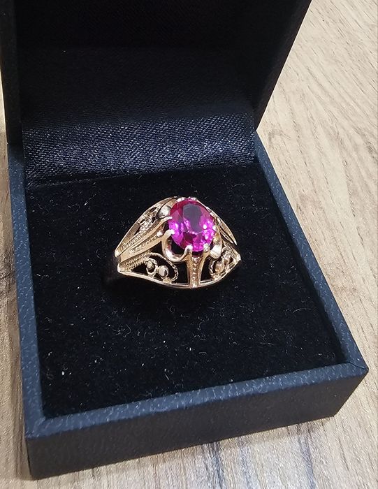 Золотое кольцо с рубином СССР, 583 проба