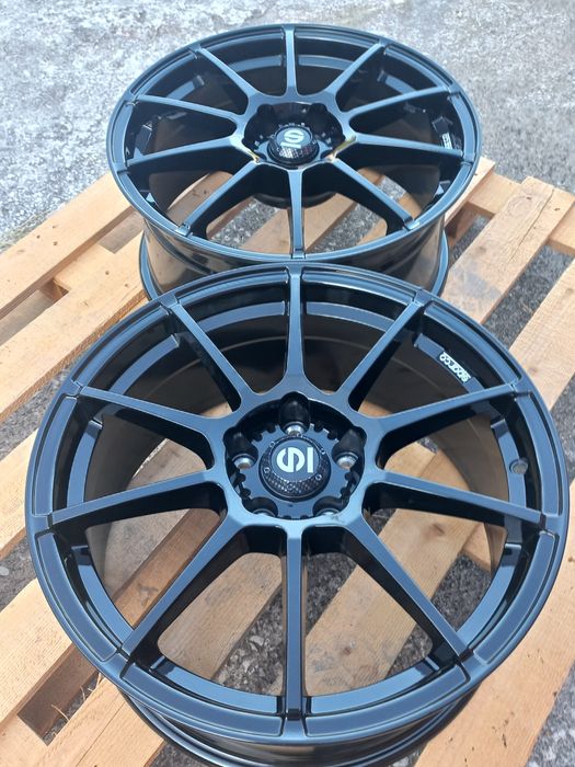 18"5×114.3 Sparco Gara Piano Black 8j et35 Honda Mitsubushi Toyota Maz