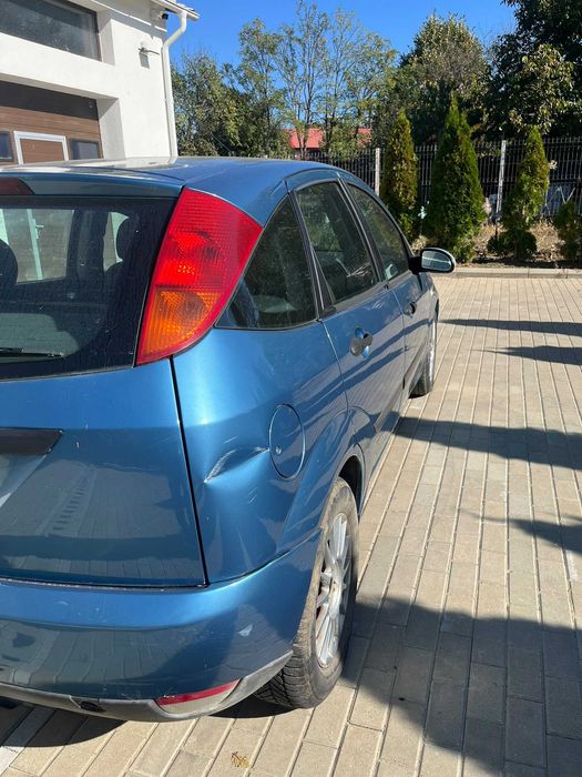 FORD Focus 2001 — imagine 4