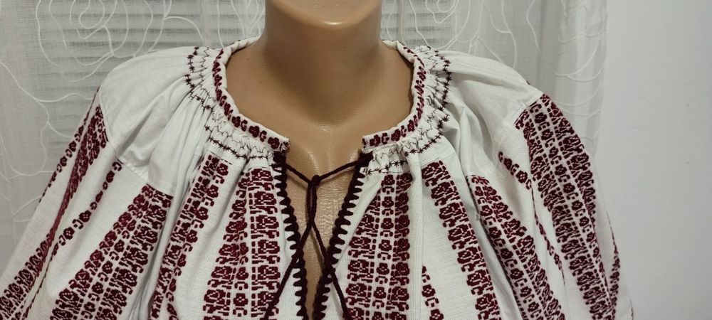 Ie tradițională, zona Făgăraș