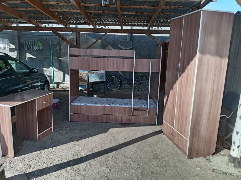 Продам детский мебельный гарнитур