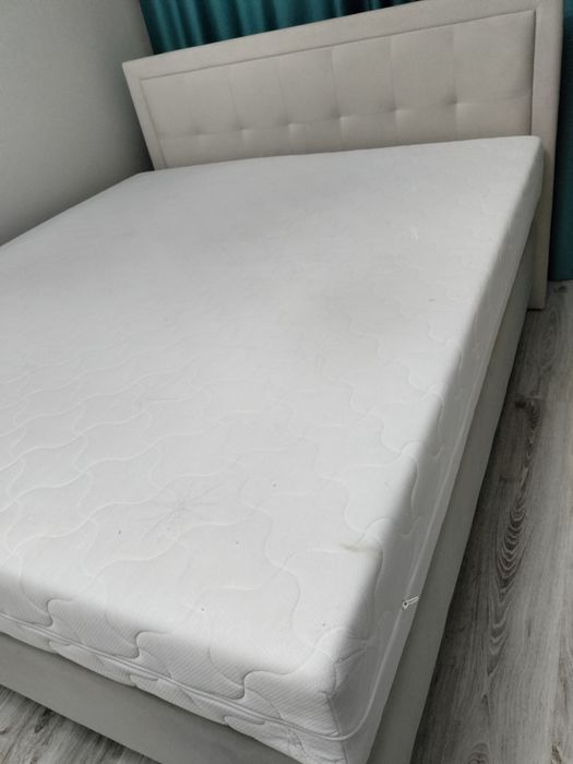 Продается кровать двуспальная