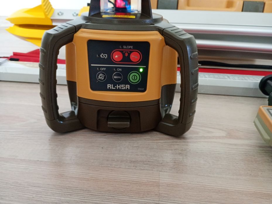 Nivelă laser Topcon RL H5A