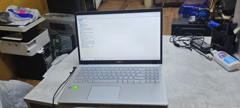 Ноутбук i3gen10/8gb/ssd256/Nvidia