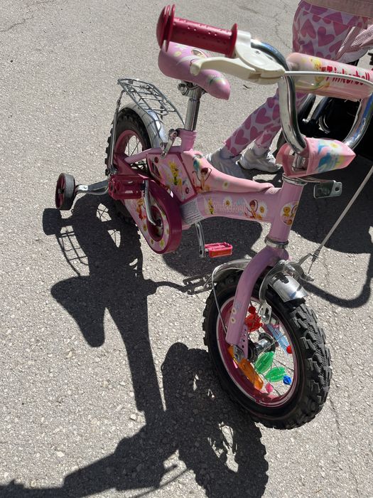 Продавам детско колело за момиченце